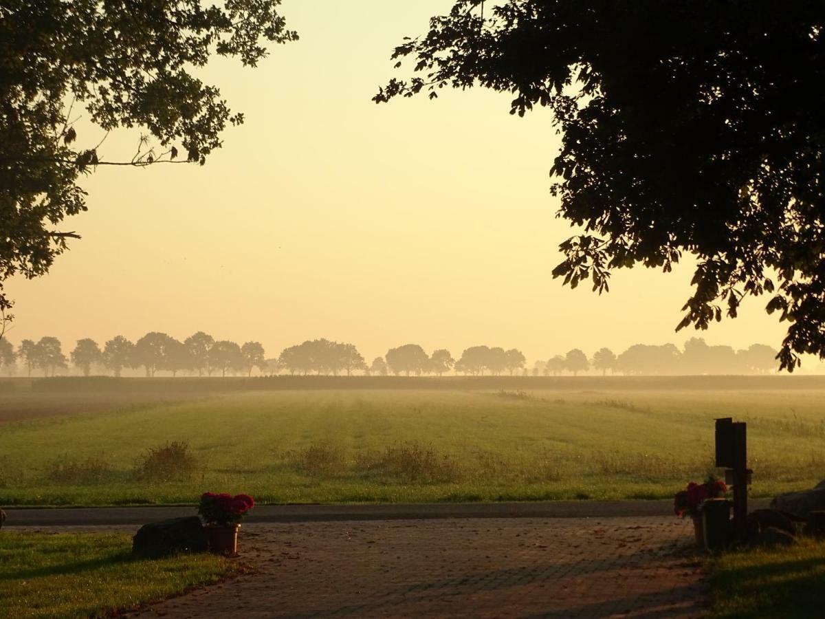 Hoeve Blitterswijk Bed & Breakfast Scheerwolde Exterior photo